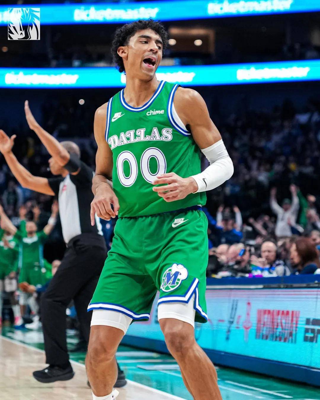 东契奇连续十五场比赛得分超过精彩发挥，中国队挑战极限！的简单介绍